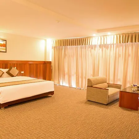 Vinh Plaza Hotel Exterior photo